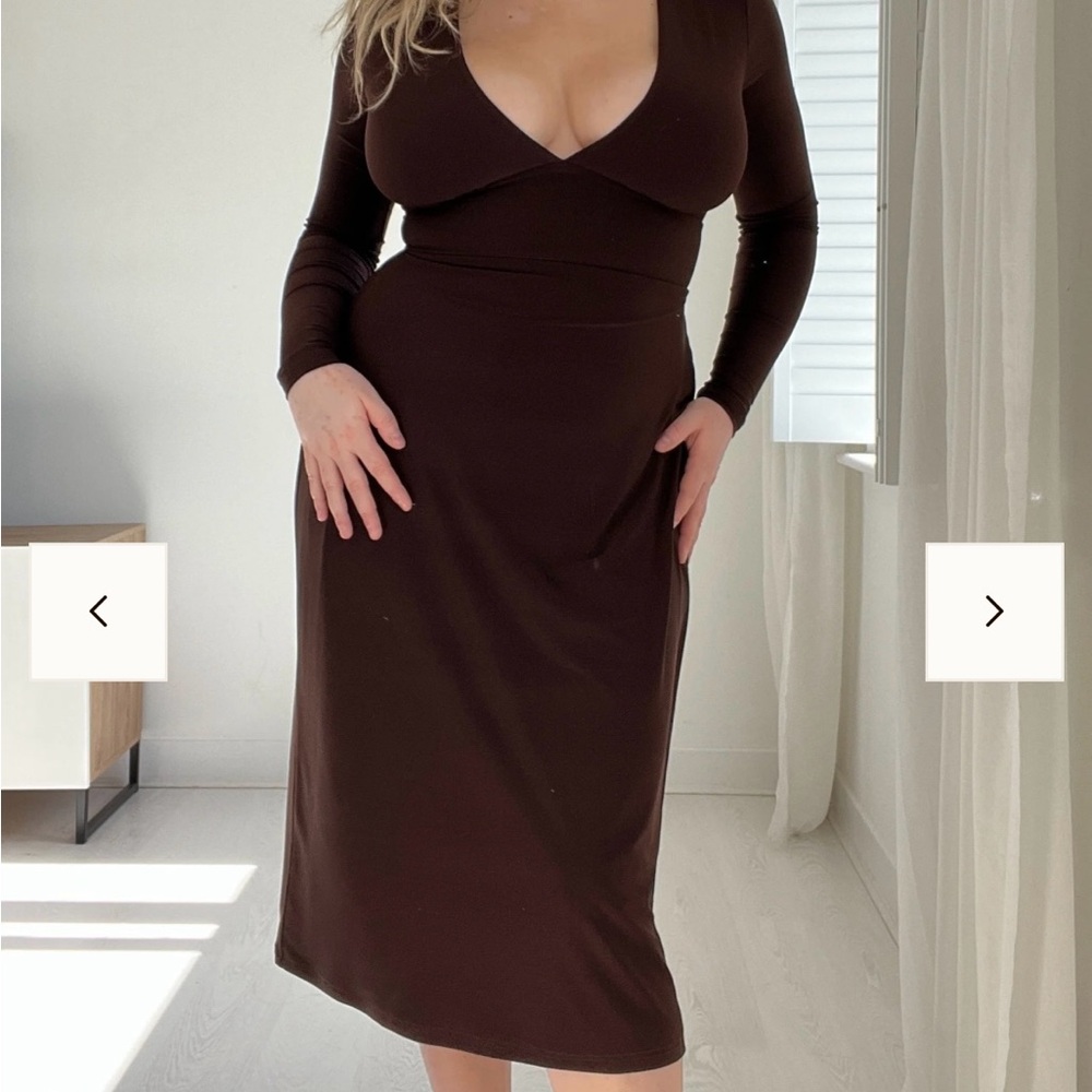 Long Sleeve V-Neck Dress
